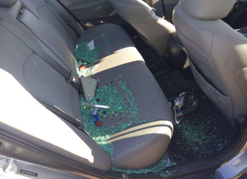 Photo 8 of 2013 Hyundai Sonata SE 2.0T (VIN 5NPEC4AB1DH802716)