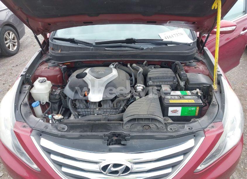 Photo 10 of 2014 Hyundai Sonata SE 2.0T (VIN 5NPEC4AB1EH824989)