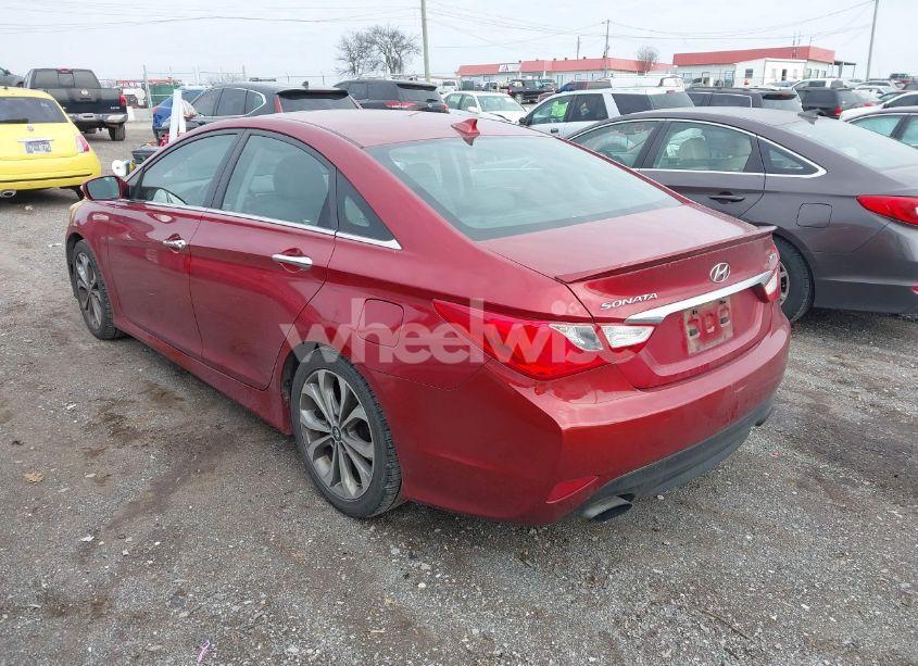 Photo 3 of 2014 Hyundai Sonata SE 2.0T (VIN 5NPEC4AB1EH824989)