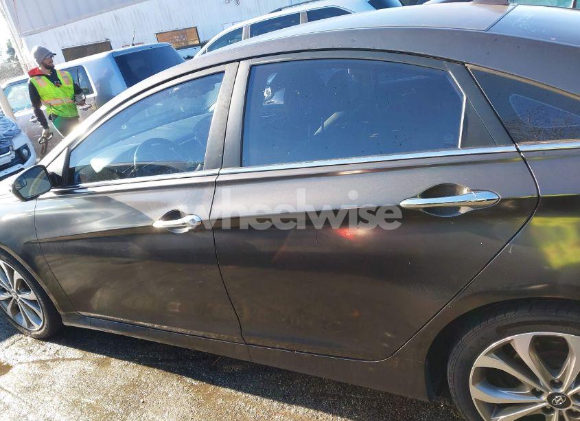 Photo 14 of 2014 Hyundai Sonata SE 2.0T (VIN 5NPEC4AB1EH860195)