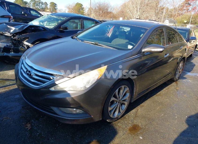 Photo 2 of 2014 Hyundai Sonata SE 2.0T (VIN 5NPEC4AB1EH860195)