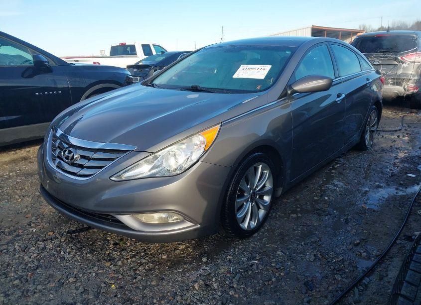 Photo 2 of 2012 Hyundai Sonata SE 2.0T (VIN 5NPEC4AB2CH421696)