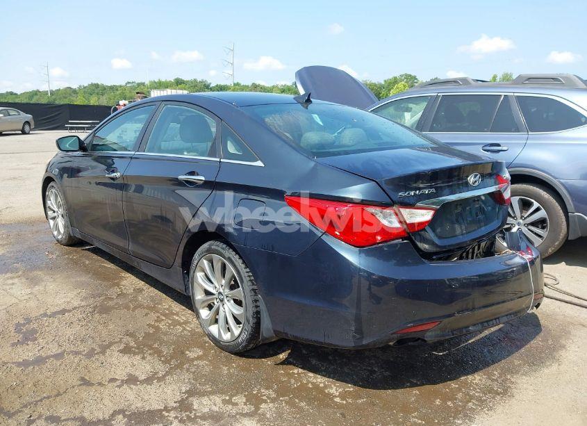 Photo 3 of 2012 Hyundai Sonata SE 2.0T (VIN 5NPEC4AB2CH424212)