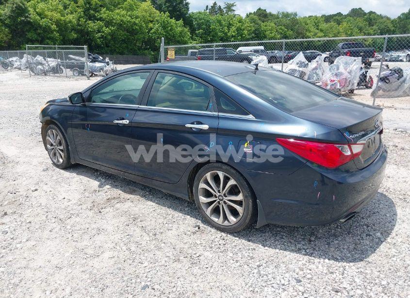 Photo 3 of 2013 Hyundai Sonata LIMITED 2.0T (VIN 5NPEC4AB2DH637369)