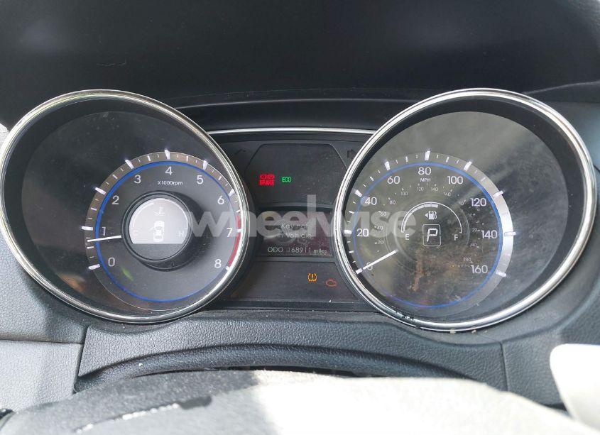 Photo 7 of 2013 Hyundai Sonata SE 2.0T (VIN 5NPEC4AB2DH783951)