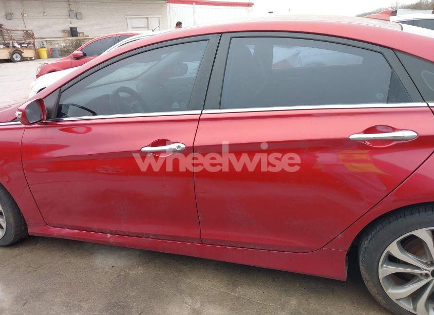 Photo 13 of 2014 Hyundai Sonata SE 2.0T (VIN 5NPEC4AB2EH813676)