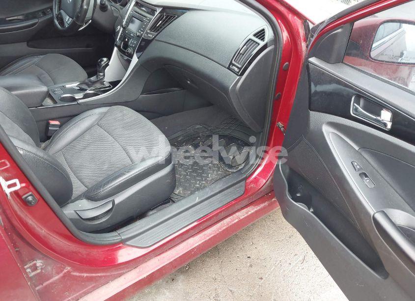 Photo 5 of 2014 Hyundai Sonata SE 2.0T (VIN 5NPEC4AB2EH813676)