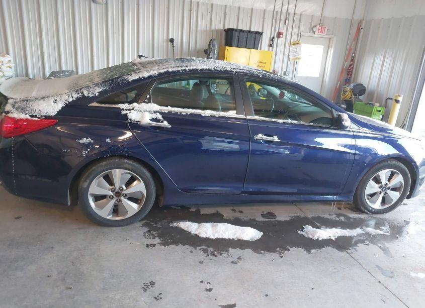 Photo 13 of 2014 Hyundai Sonata SE 2.0T (VIN 5NPEC4AB2EH842837)