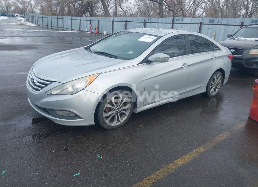 Photo 2 of 2014 Hyundai Sonata SE 2.0T (VIN 5NPEC4AB2EH863445)