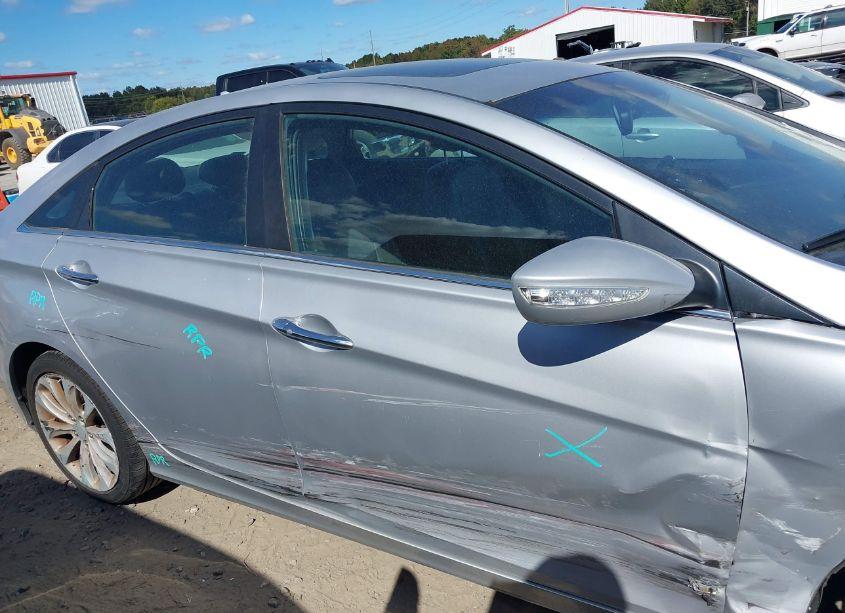 Photo 13 of 2011 Hyundai Sonata LIMITED 2.0T (VIN 5NPEC4AB3BH185560)