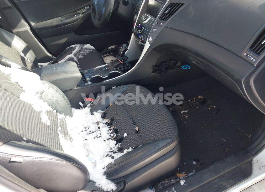 Photo 5 of 2011 Hyundai Sonata SE 2.0T (VIN 5NPEC4AB3BH208643)