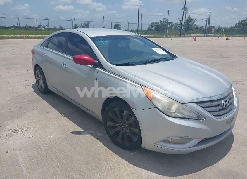 2011 Hyundai Sonata SE 2.0T (VIN 5NPEC4AB3BH261231) main photo