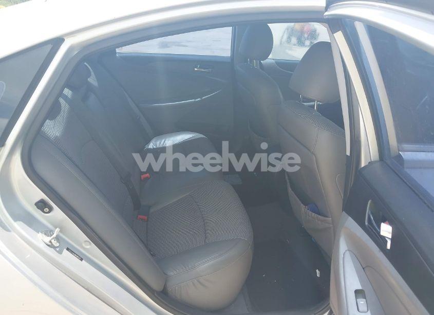 Photo 8 of 2011 Hyundai Sonata SE 2.0T (VIN 5NPEC4AB3BH261231)