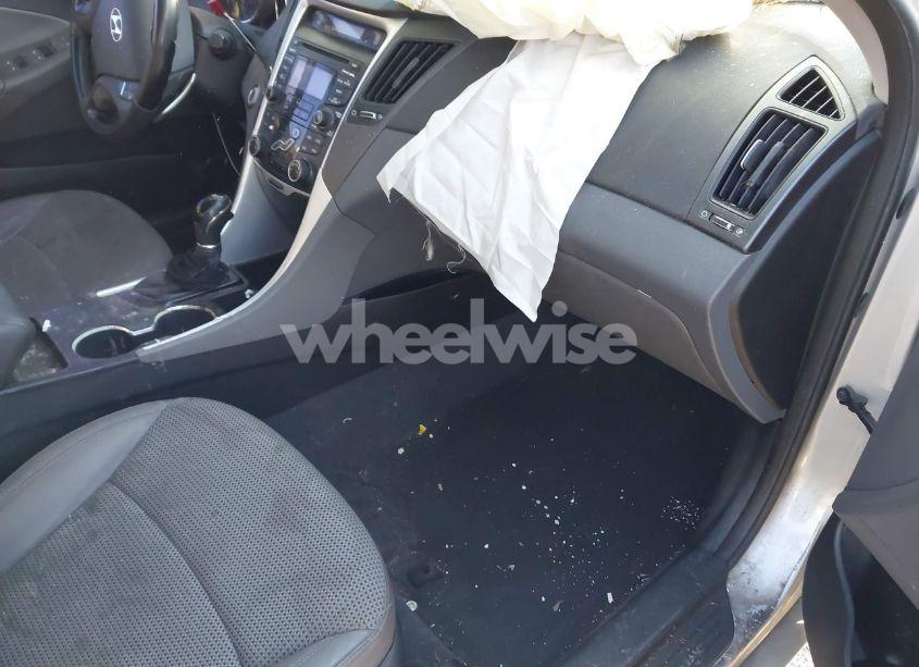 Photo 5 of 2012 Hyundai Sonata SE 2.0T (VIN 5NPEC4AB3CH290469)