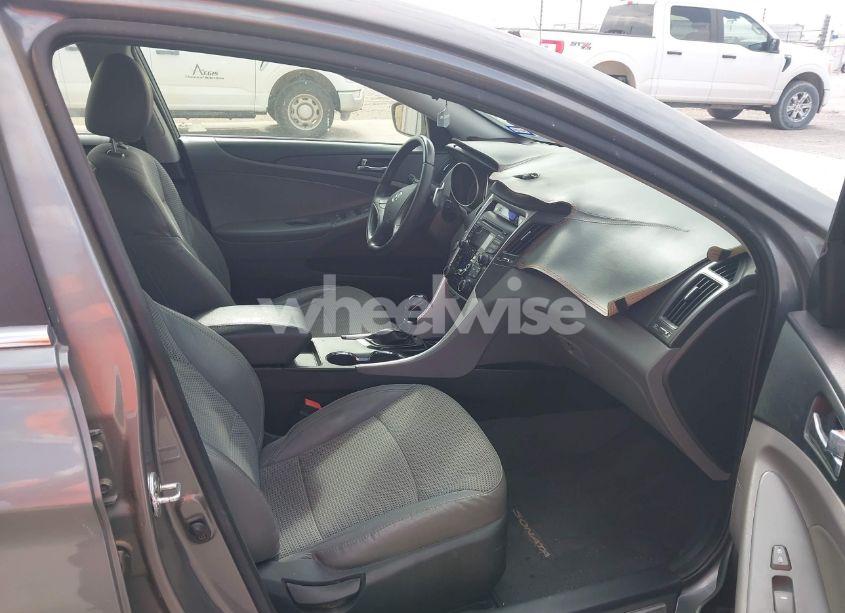 Photo 5 of 2012 Hyundai Sonata SE 2.0T (VIN 5NPEC4AB3CH497136)