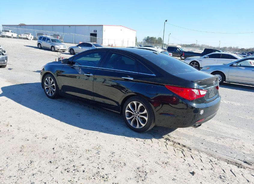 Photo 3 of 2013 Hyundai Sonata SE 2.0T (VIN 5NPEC4AB3DH635744)