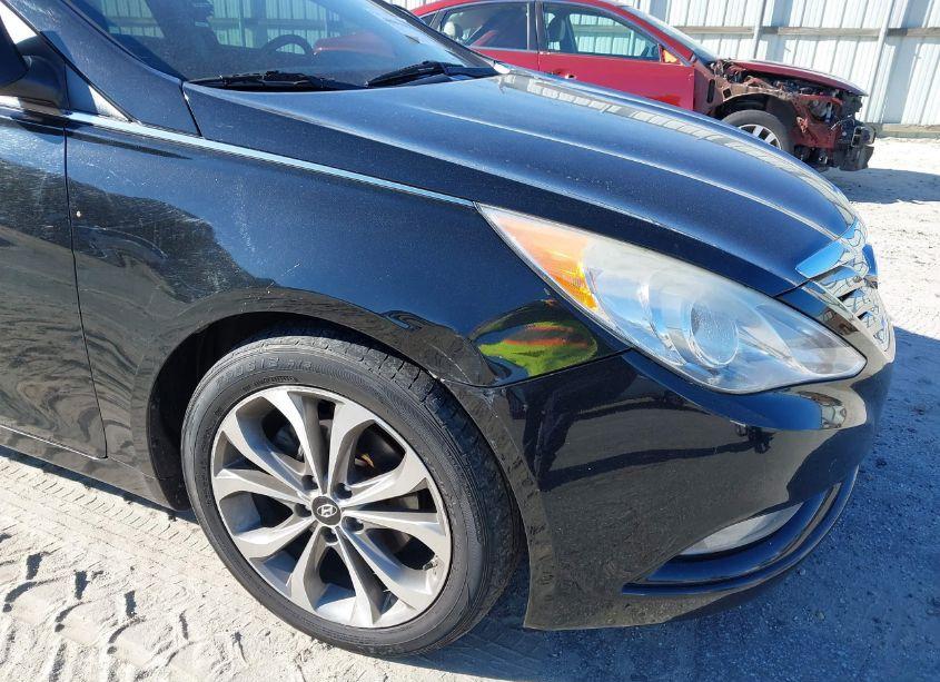 Photo 6 of 2013 Hyundai Sonata SE 2.0T (VIN 5NPEC4AB3DH635744)