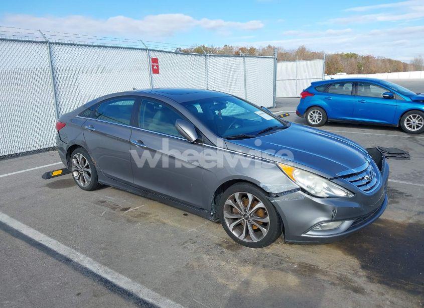 2013 Hyundai Sonata SE 2.0T (VIN 5NPEC4AB3DH758878) main photo