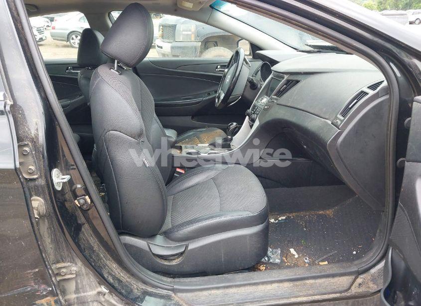 Photo 5 of 2013 Hyundai Sonata SE 2.0T (VIN 5NPEC4AB3DH806606)