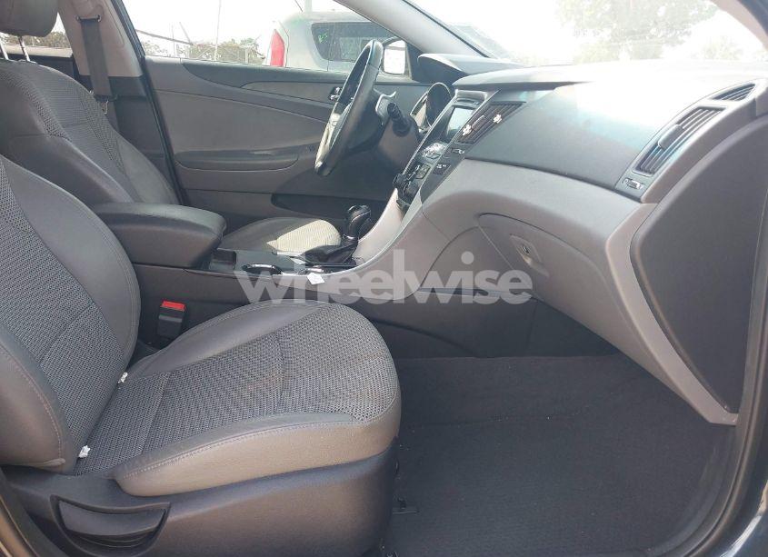 Photo 5 of 2011 Hyundai Sonata SE 2.0T (VIN 5NPEC4AB4BH178519)