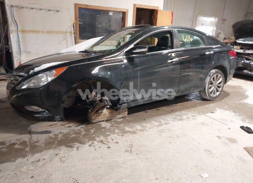 Photo 2 of 2011 Hyundai Sonata LIMITED 2.0T (VIN 5NPEC4AB4BH197331)