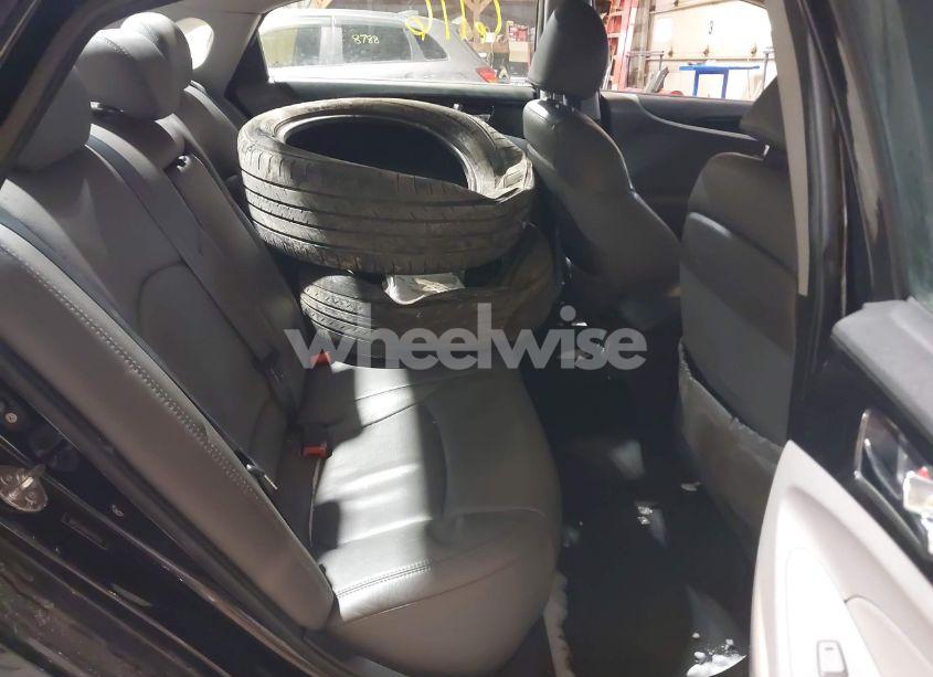 Photo 8 of 2011 Hyundai Sonata LIMITED 2.0T (VIN 5NPEC4AB4BH197331)