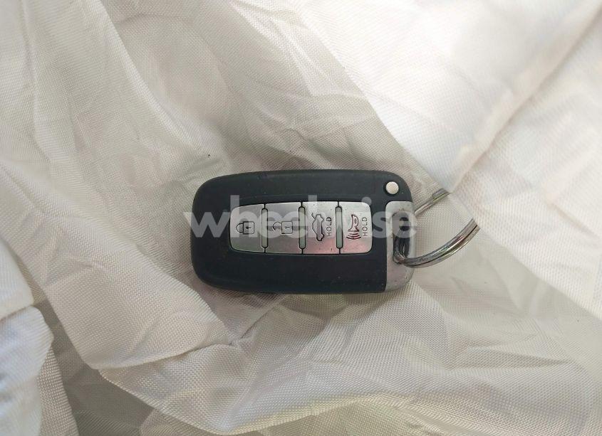 Photo 11 of 2011 Hyundai Sonata LIMITED 2.0T (VIN 5NPEC4AB4BH201880)