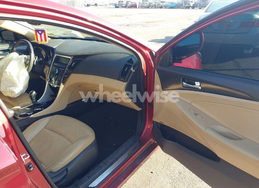 Photo 5 of 2011 Hyundai Sonata LIMITED 2.0T (VIN 5NPEC4AB4BH201880)