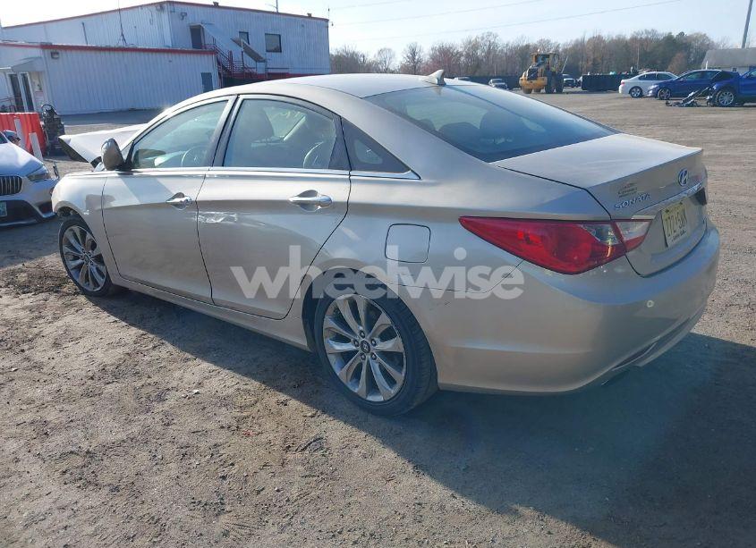 Photo 3 of 2011 Hyundai Sonata LIMITED 2.0T (VIN 5NPEC4AB4BH221577)