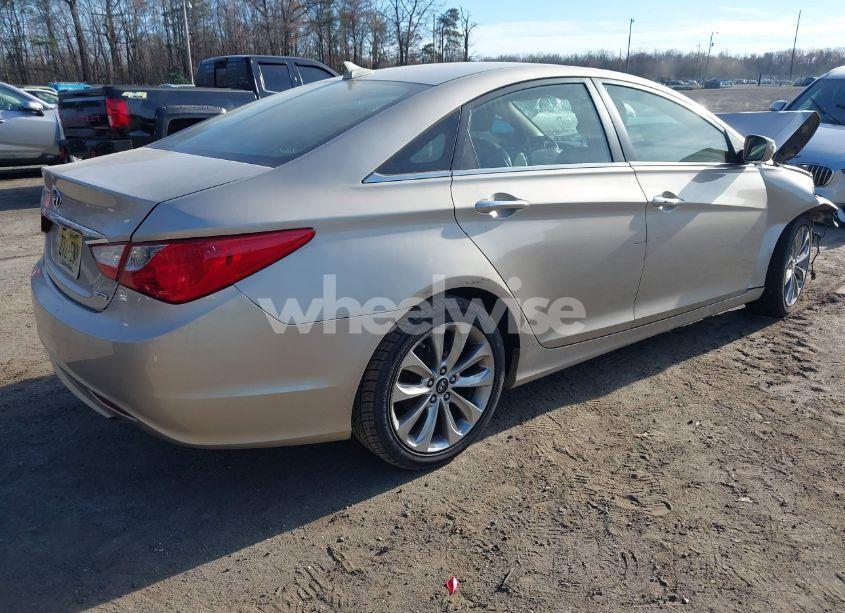 Photo 4 of 2011 Hyundai Sonata LIMITED 2.0T (VIN 5NPEC4AB4BH221577)