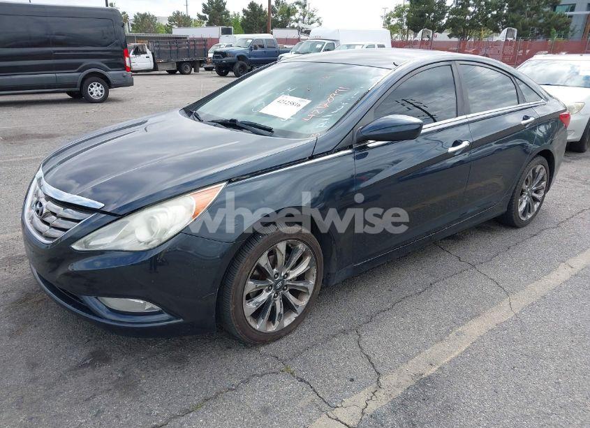 Photo 2 of 2011 Hyundai Sonata SE 2.0T (VIN 5NPEC4AB4BH274831)