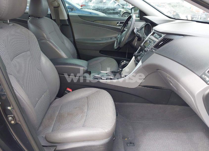 Photo 5 of 2011 Hyundai Sonata SE 2.0T (VIN 5NPEC4AB4BH274831)