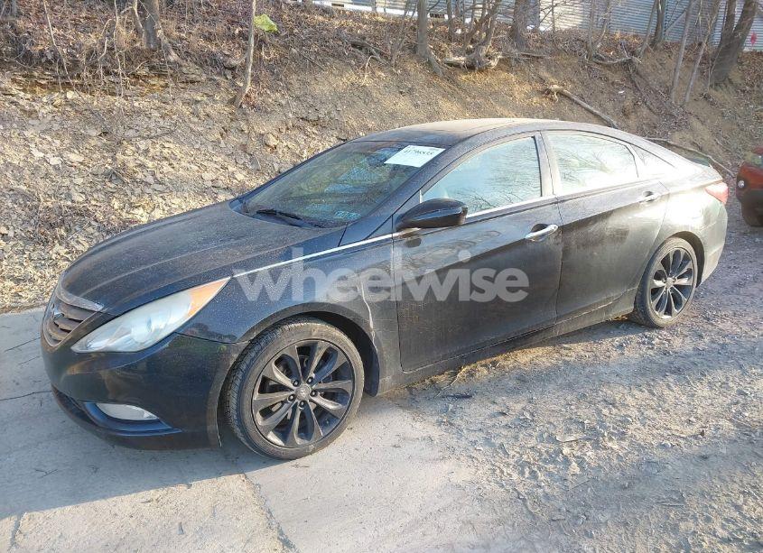 Photo 2 of 2012 Hyundai Sonata SE 2.0T (VIN 5NPEC4AB4CH325178)