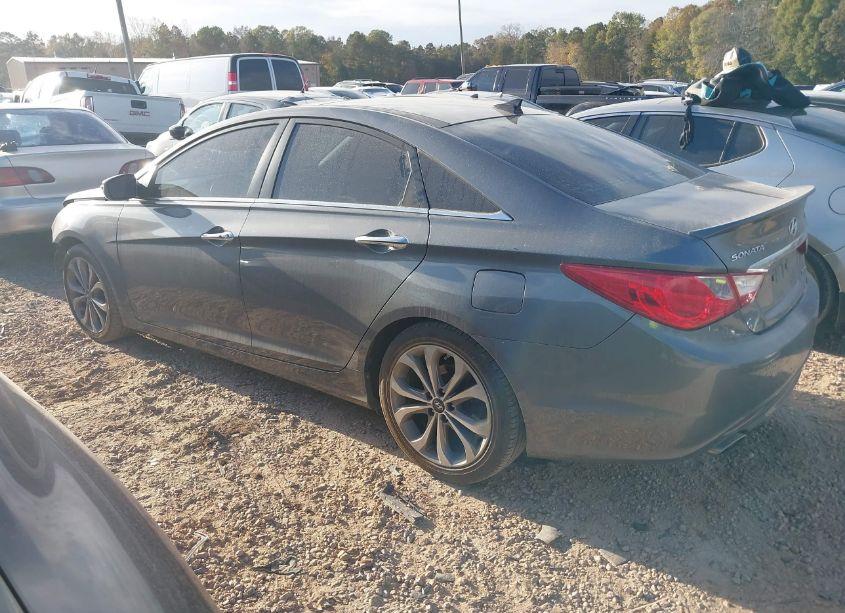Photo 3 of 2013 Hyundai Sonata LIMITED 2.0T (VIN 5NPEC4AB4DH651032)