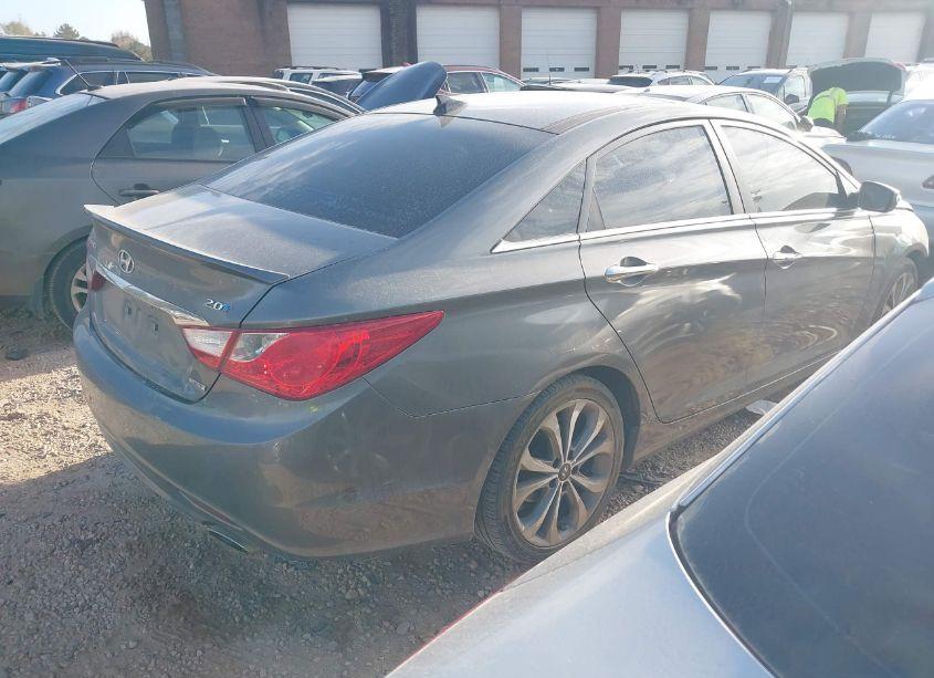 Photo 4 of 2013 Hyundai Sonata LIMITED 2.0T (VIN 5NPEC4AB4DH651032)