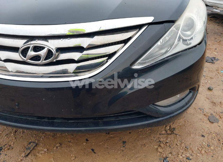 Photo 6 of 2013 Hyundai Sonata SE 2.0T (VIN 5NPEC4AB4DH764107)