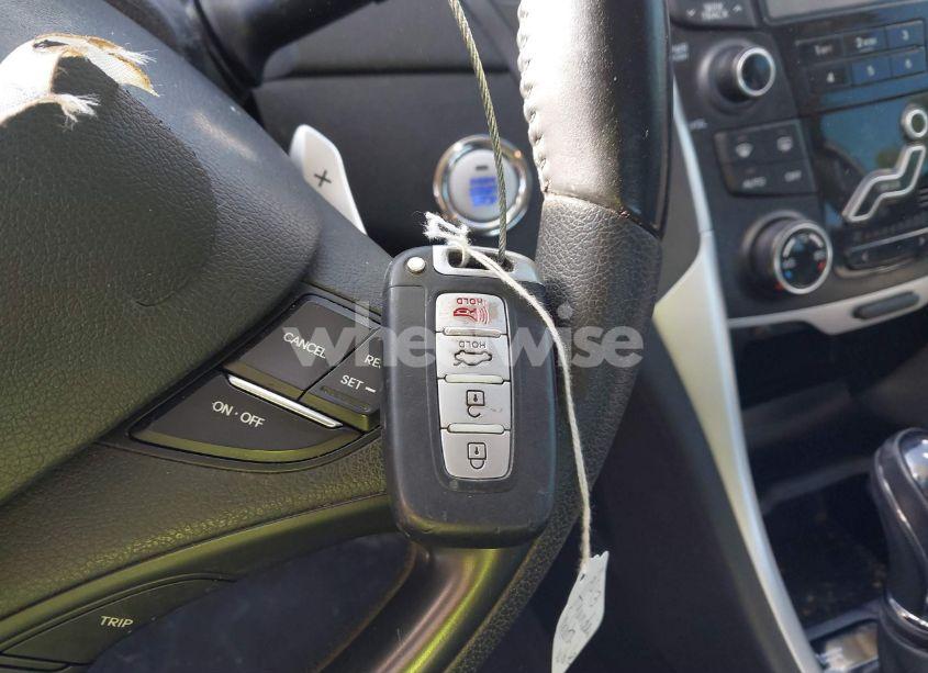 Photo 11 of 2013 Hyundai Sonata SE 2.0T (VIN 5NPEC4AB4DH798757)