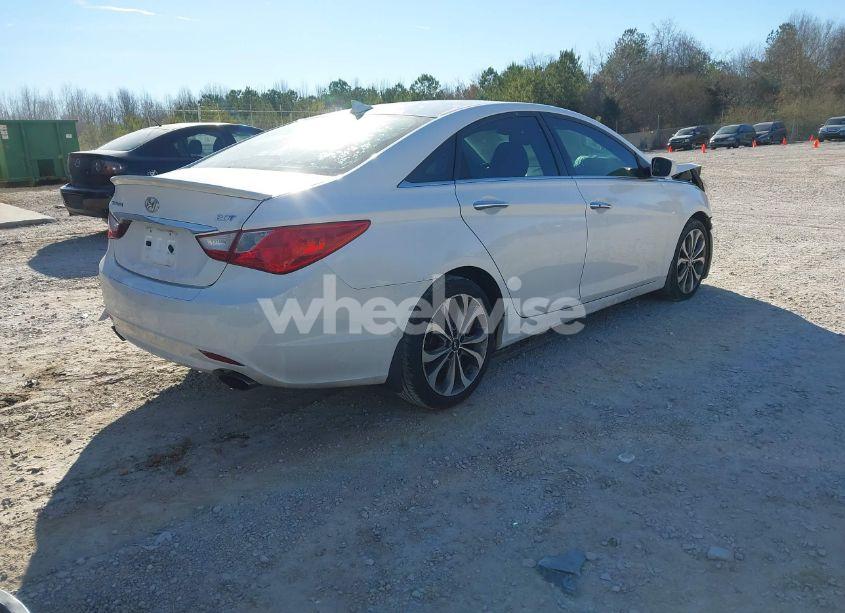 Photo 4 of 2013 Hyundai Sonata SE 2.0T (VIN 5NPEC4AB4DH798757)