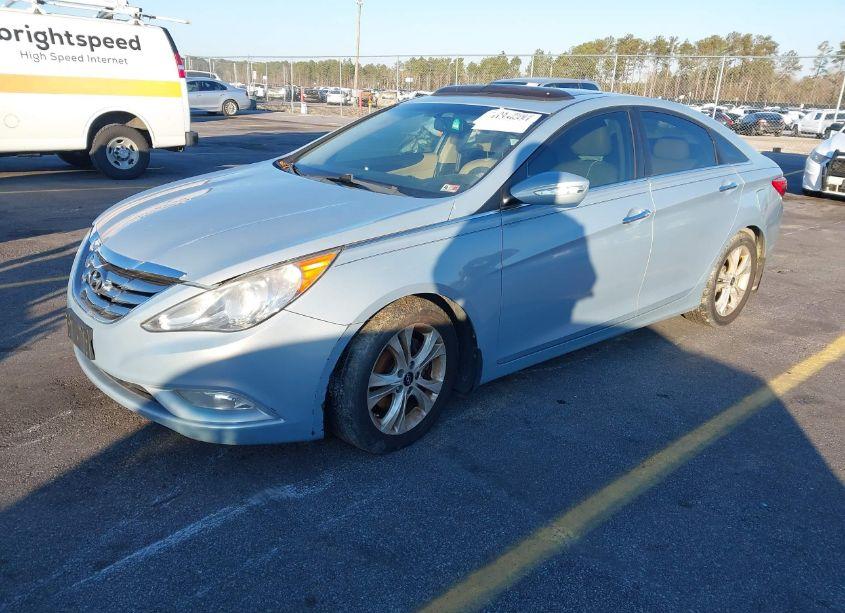 Photo 2 of 2011 Hyundai Sonata LIMITED 2.0T (VIN 5NPEC4AB5BH304693)