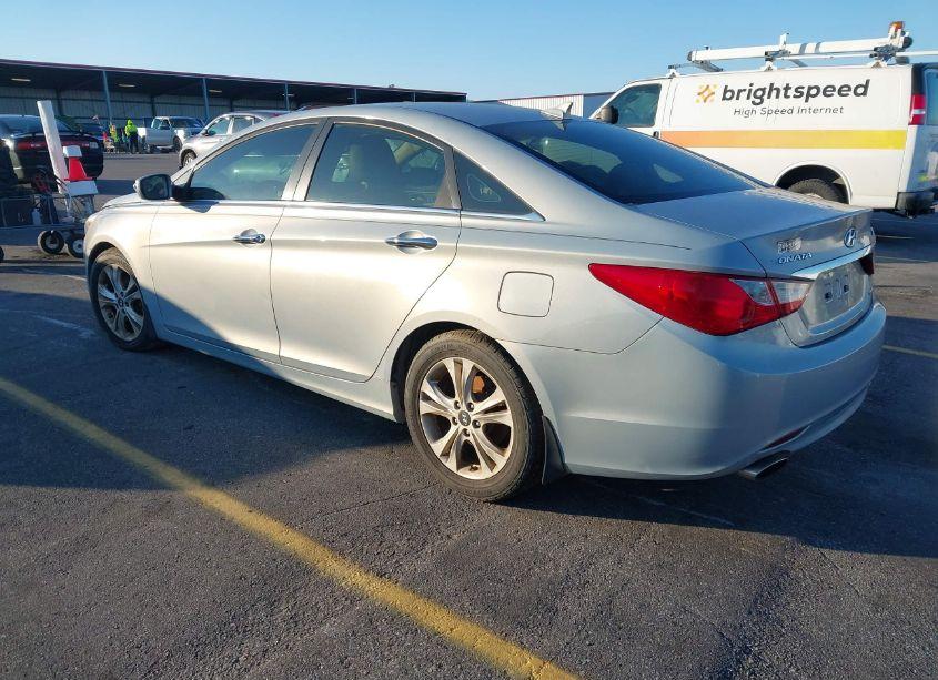 Photo 3 of 2011 Hyundai Sonata LIMITED 2.0T (VIN 5NPEC4AB5BH304693)