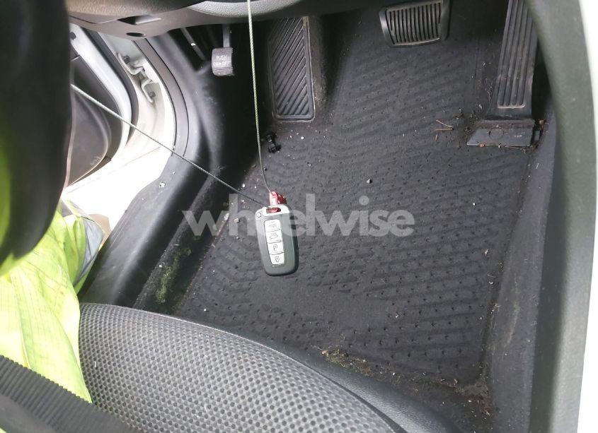 Photo 11 of 2013 Hyundai Sonata SE 2.0T (VIN 5NPEC4AB5DH526203)