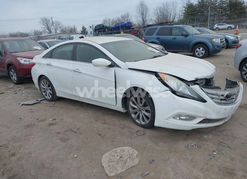 Photo 13 of 2013 Hyundai Sonata SE 2.0T (VIN 5NPEC4AB5DH526203)