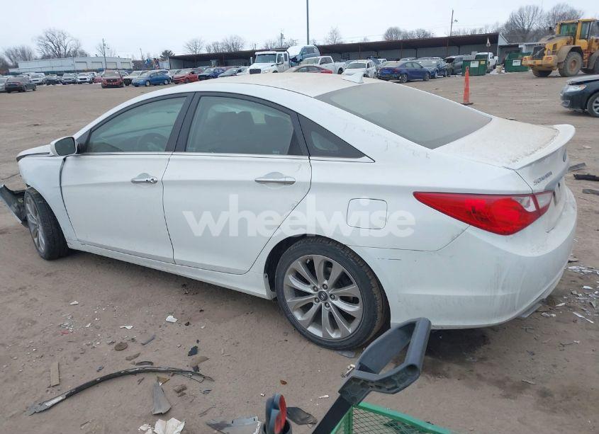 Photo 14 of 2013 Hyundai Sonata SE 2.0T (VIN 5NPEC4AB5DH526203)