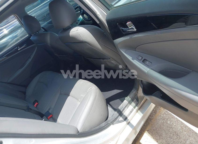 Photo 8 of 2013 Hyundai Sonata LIMITED 2.0T (VIN 5NPEC4AB5DH571044)