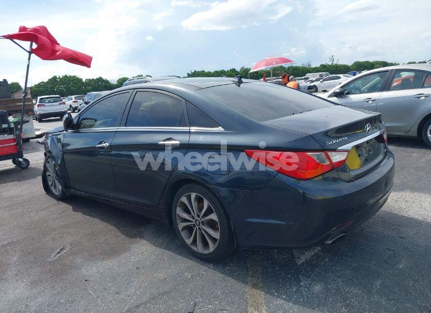 Photo 3 of 2013 Hyundai Sonata LIMITED 2.0T (VIN 5NPEC4AB5DH686372)