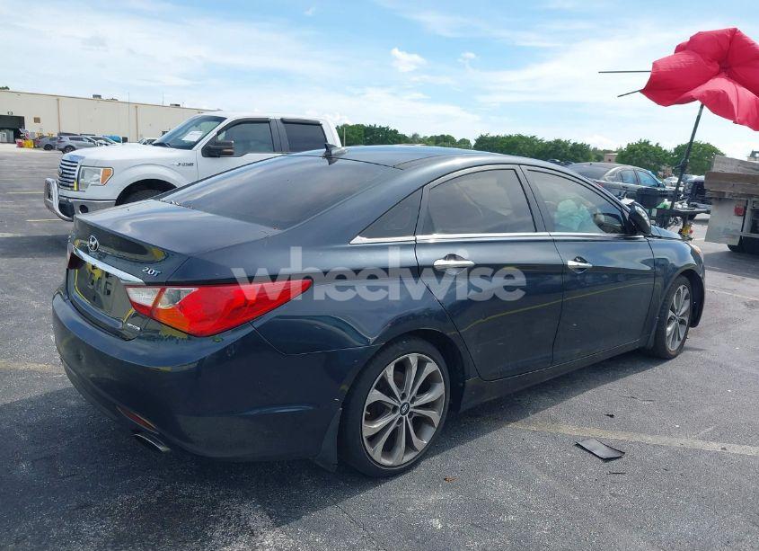 Photo 4 of 2013 Hyundai Sonata LIMITED 2.0T (VIN 5NPEC4AB5DH686372)