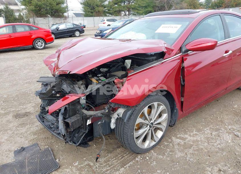 Photo 18 of 2013 Hyundai Sonata SE 2.0T (VIN 5NPEC4AB5DH739670)