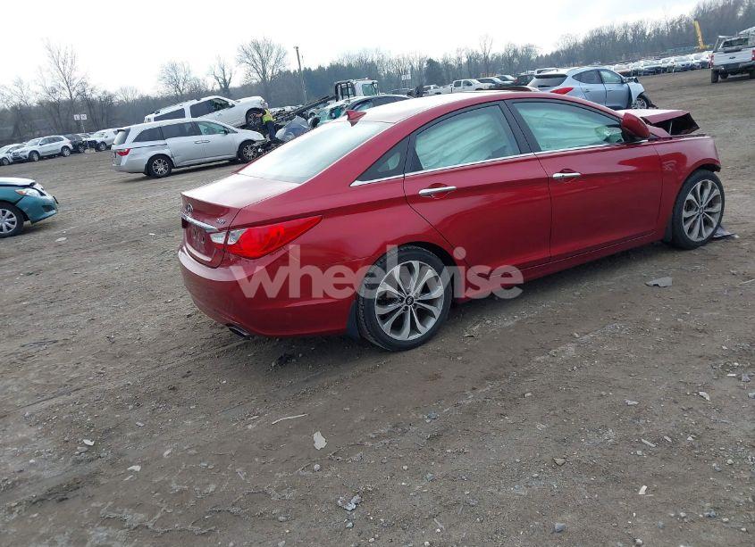 Photo 4 of 2013 Hyundai Sonata SE 2.0T (VIN 5NPEC4AB5DH739670)