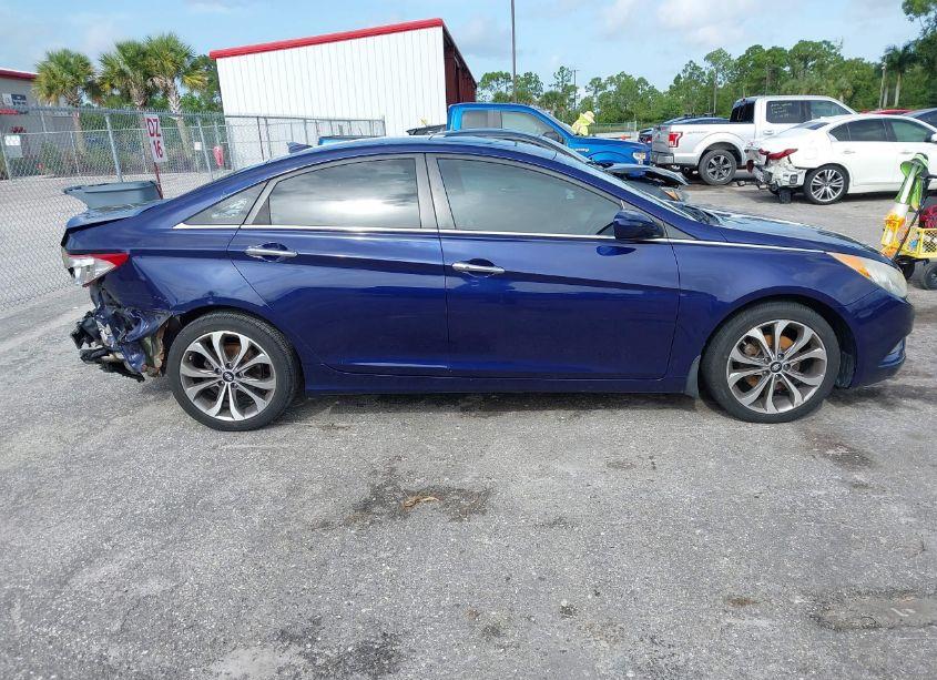 Photo 13 of 2013 Hyundai Sonata SE 2.0T (VIN 5NPEC4AB5DH759921)