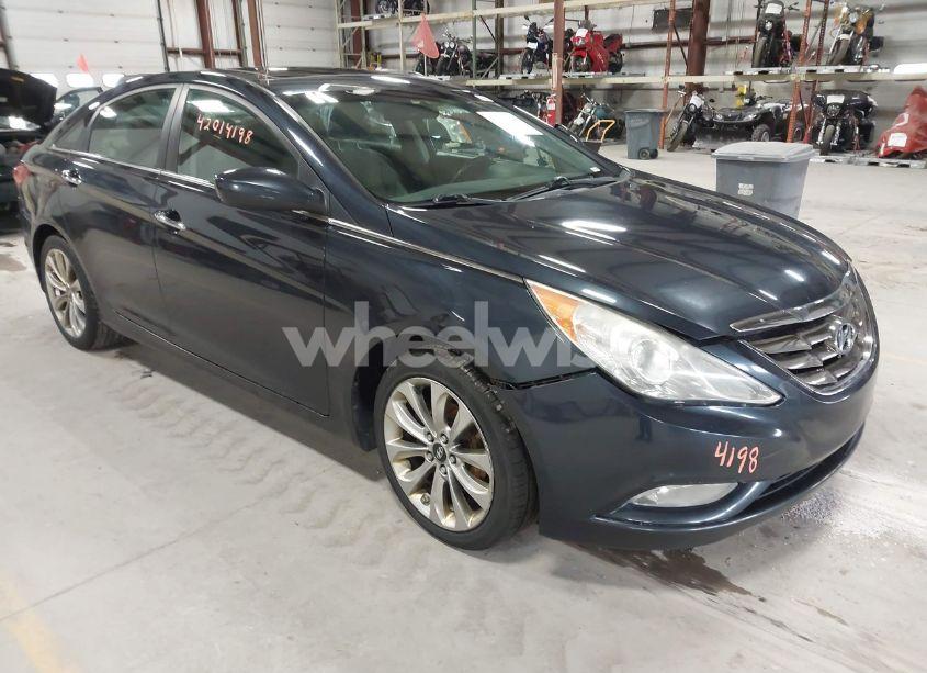 2011 Hyundai Sonata SE 2.0T (VIN 5NPEC4AB6BH260039) main photo